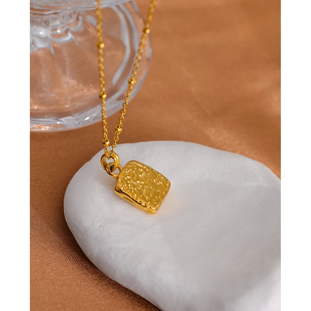 Stainless Steel Golden Stylish Jewelry Gift for Women