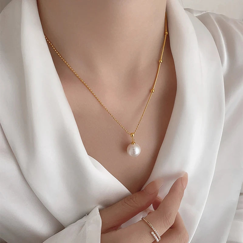 Splicing Pearl Pendant Necklace